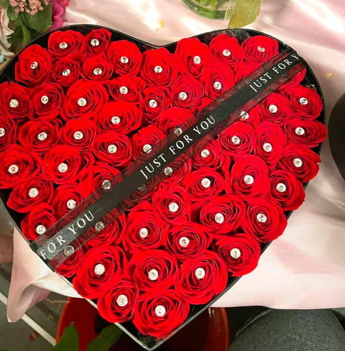 Heart Rose Box